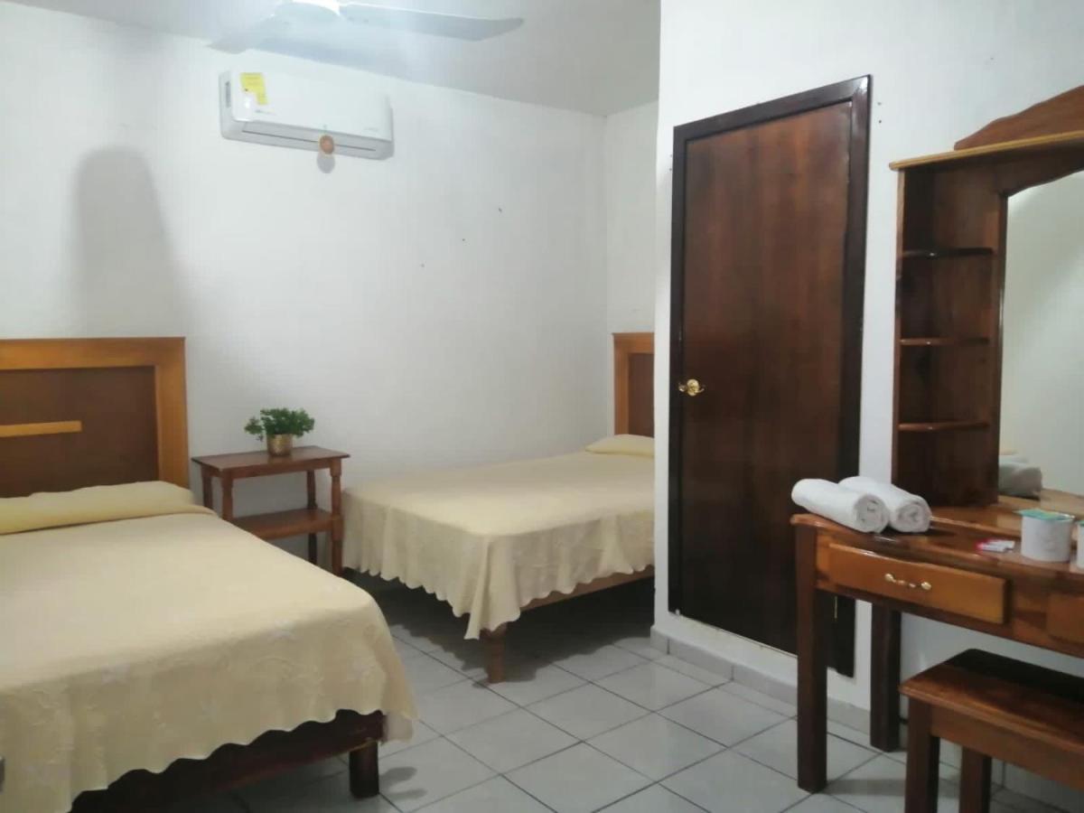 Hotel Y Restaurante El Texano Tamasopo Ngoại thất bức ảnh